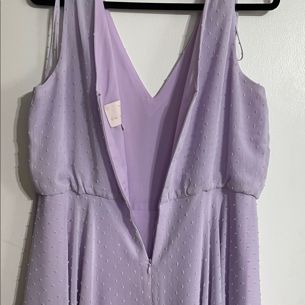 Gal Meets Glam Light Purple Midi Dress - Picture 4 of 9